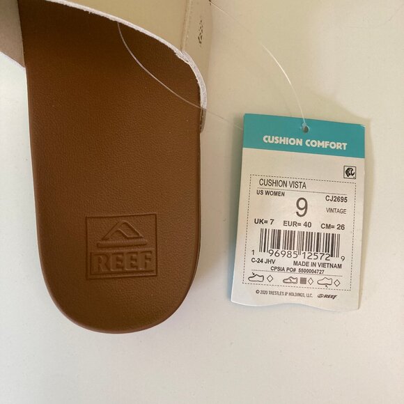 NWT Reef Cushion Vista Sandals - Picture 3 of 3
